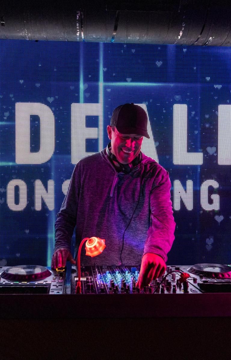 dj